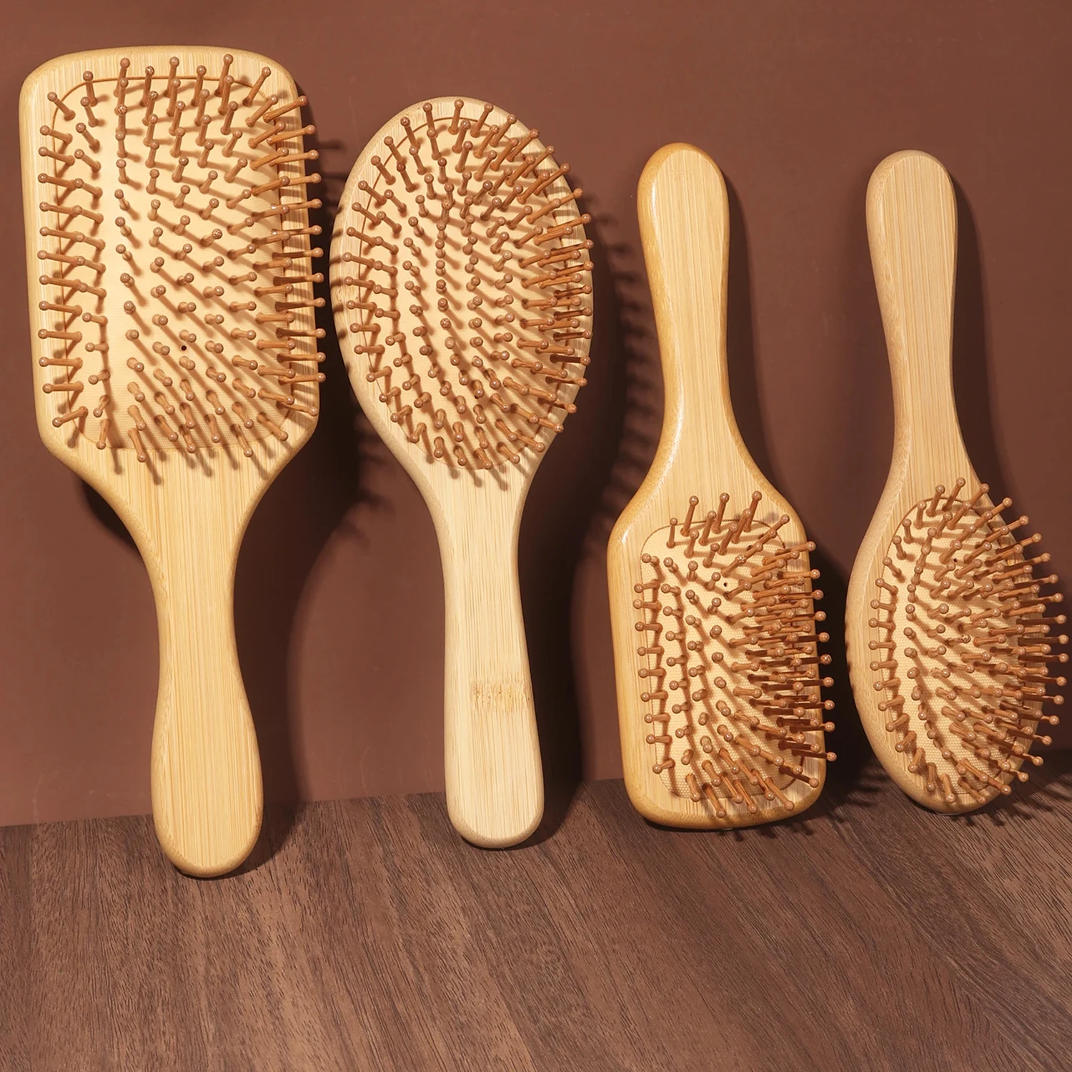Bamboo Hair Brush - فرشاة شعر من الخيزران الطبيعي بوسادة