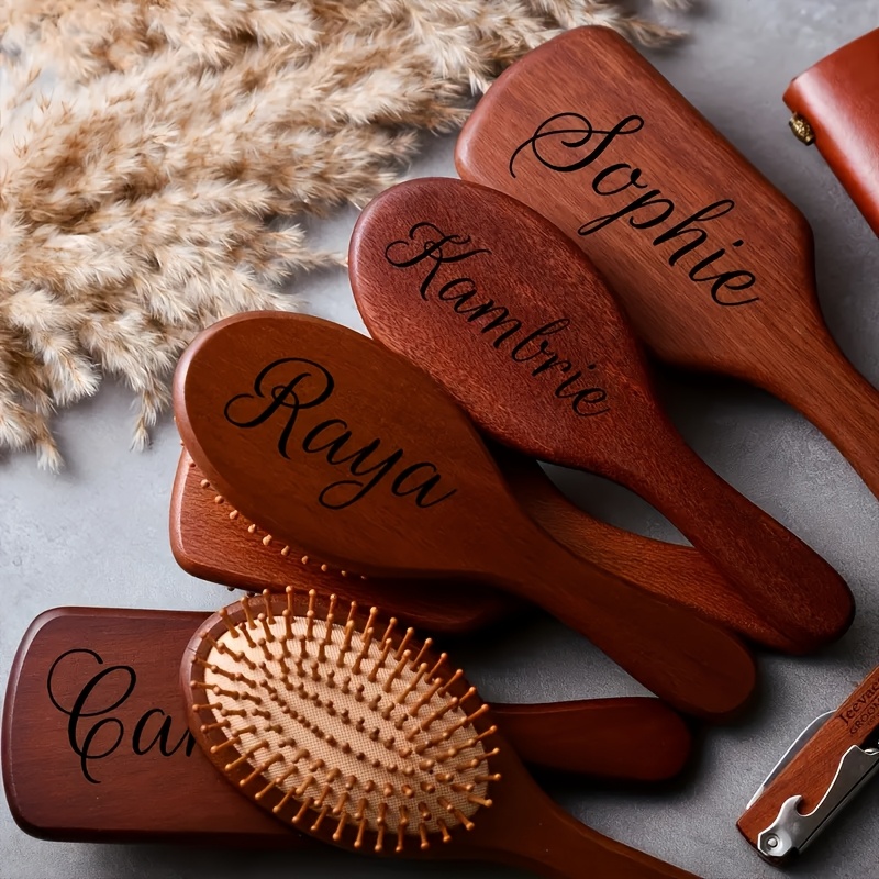مشط شعر من خشب الصندل ذو اسم م - مراجعة Hair Care Gift وسعره