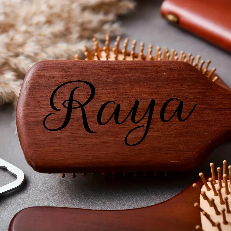 مشط شعر من خشب الصندل ذو اسم م - مراجعة Hair Care Gift وسعره